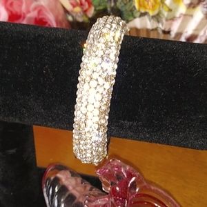 Rhinestone clamp bracelet🌺